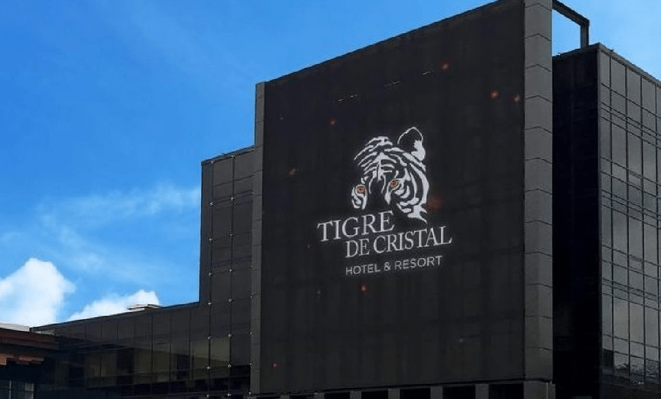 Planned Tigre De Cristal expansion by Summit Ascent Holdings Limited is postponed